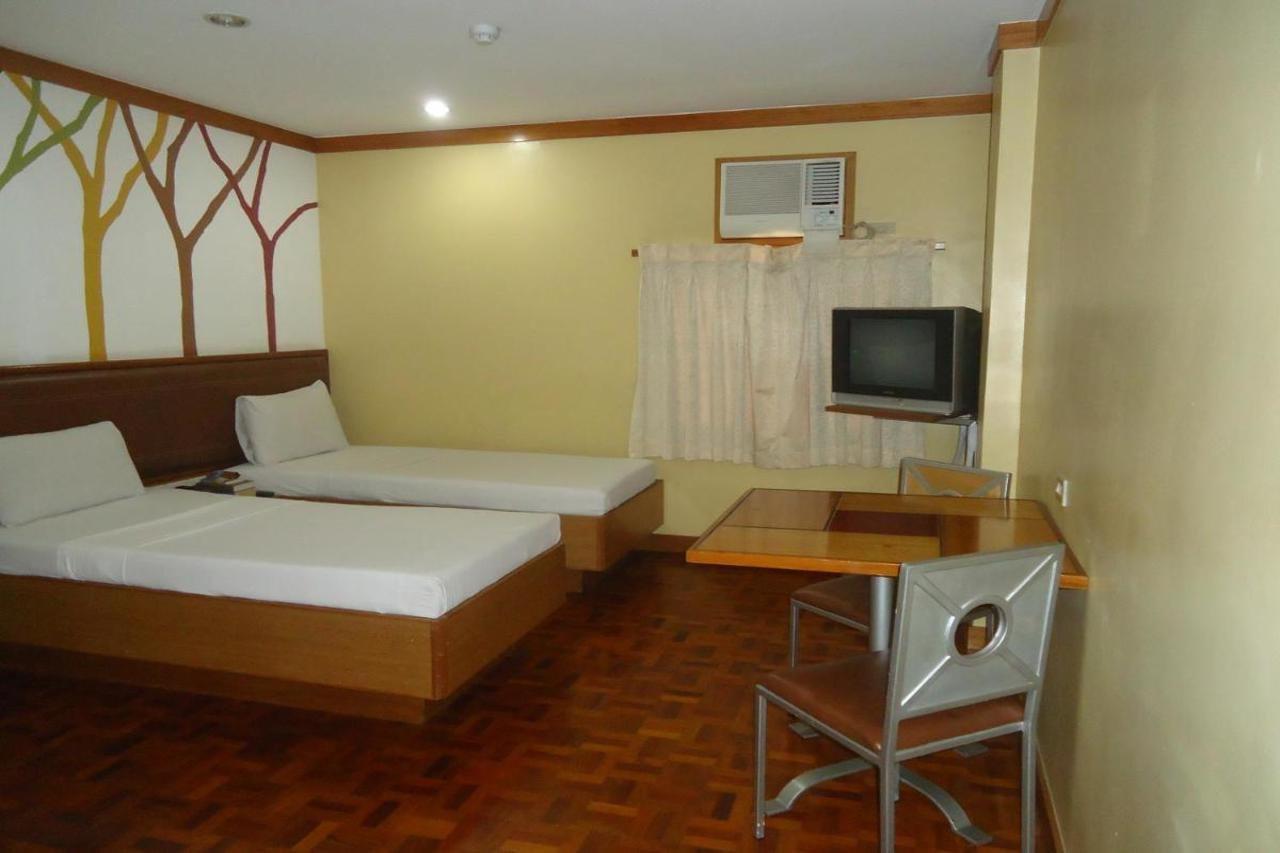 Park Bed And Breakfast Hotel Pasay Exterior photo