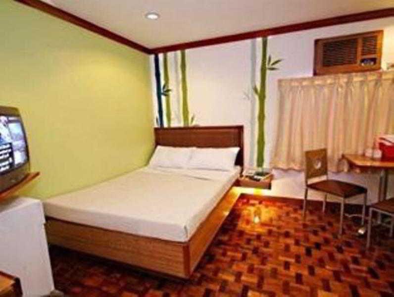 Park Bed And Breakfast Hotel Pasay Exterior photo