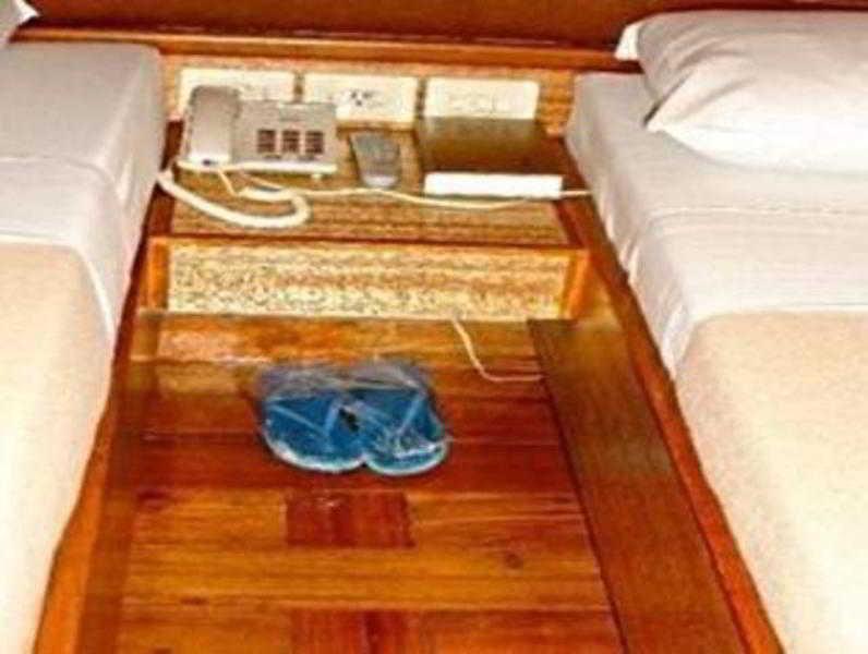 Park Bed And Breakfast Hotel Pasay Exterior photo