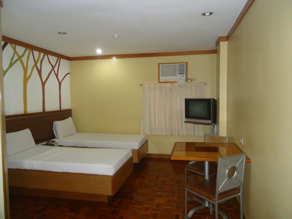 Park Bed And Breakfast Hotel Pasay Exterior photo