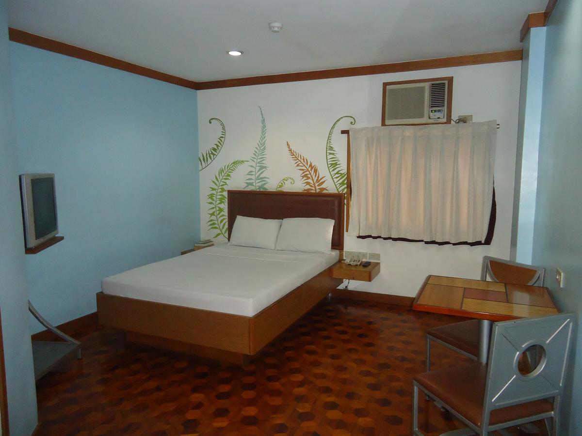 Park Bed And Breakfast Hotel Pasay Exterior photo