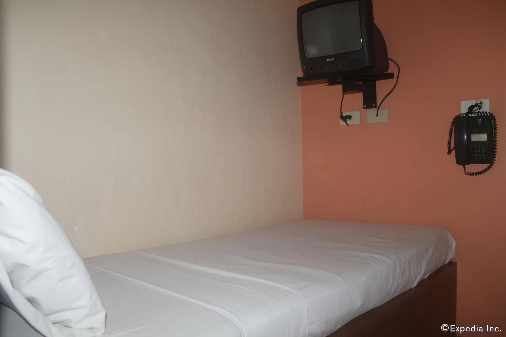 Park Bed And Breakfast Hotel Pasay Exterior photo