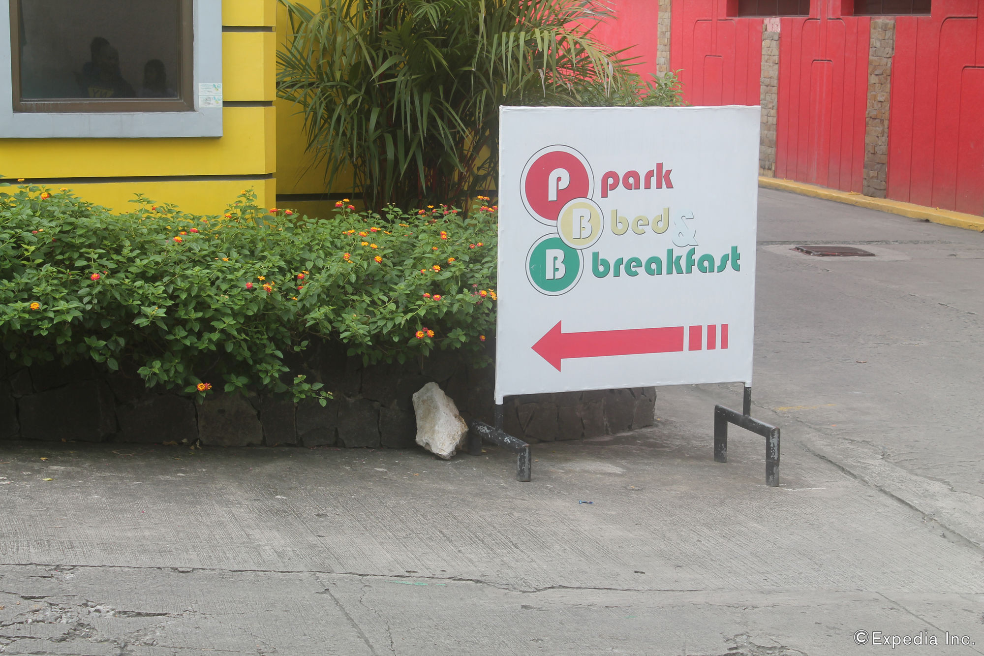 Park Bed And Breakfast Hotel Pasay Exterior photo